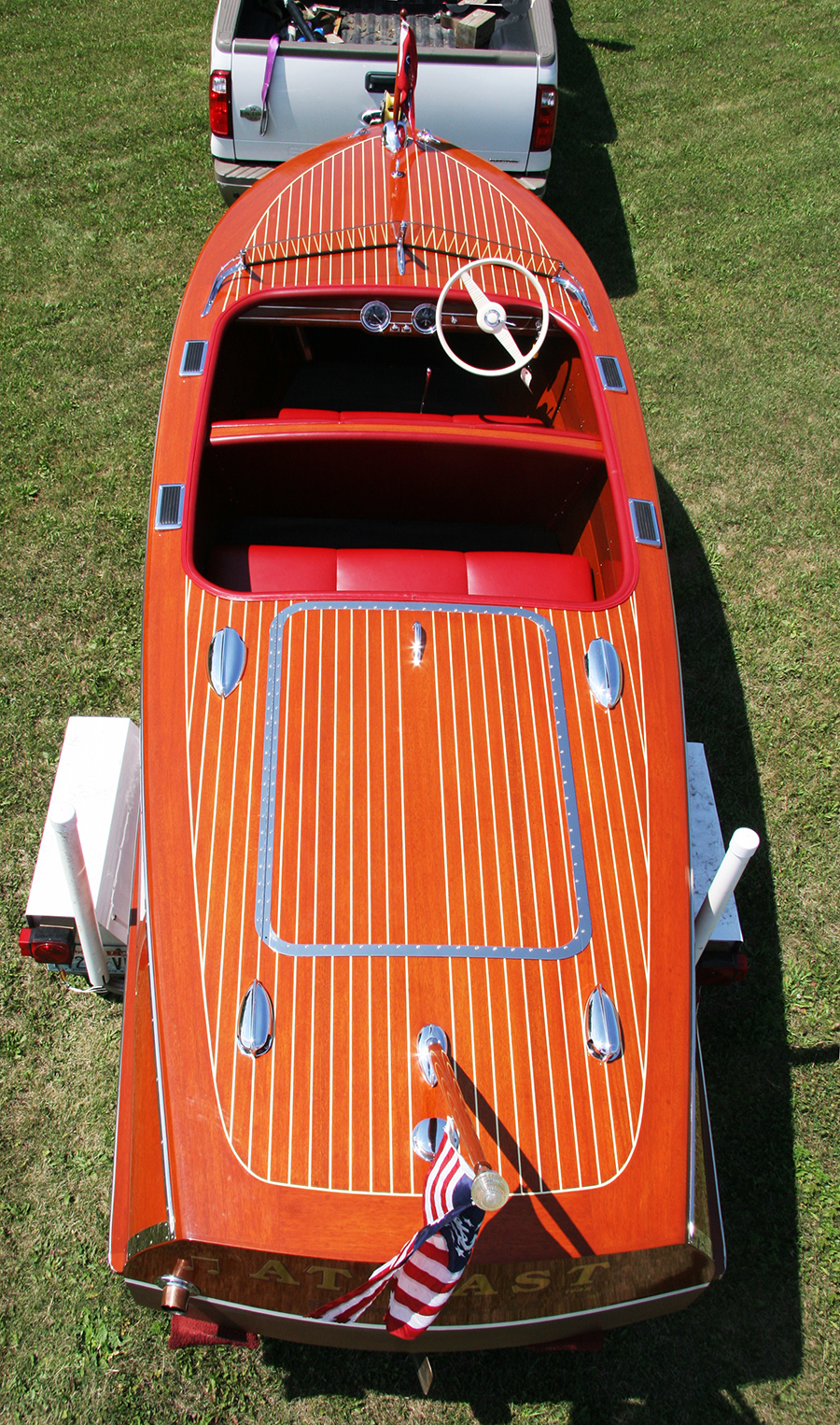 1948 17' Chris Craft Deluxe Runabout