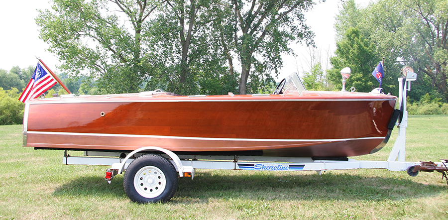 1948 Deluxe Runabout side view