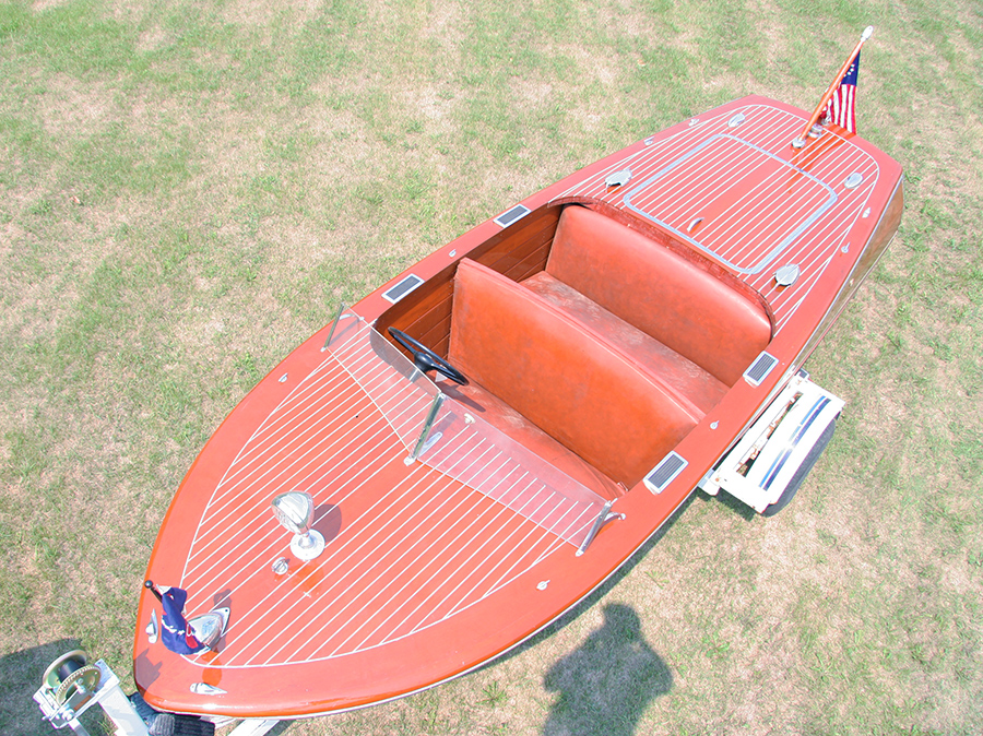 1948 17' Chris Craft Deluxe Runabout Project