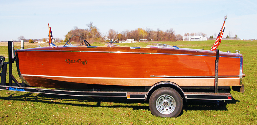 Chris Craft 17' Barrel Back