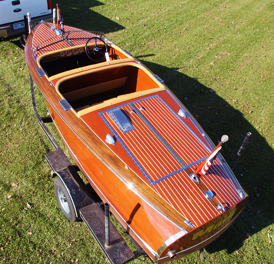 1940 17' Chris Craft Barrel Back