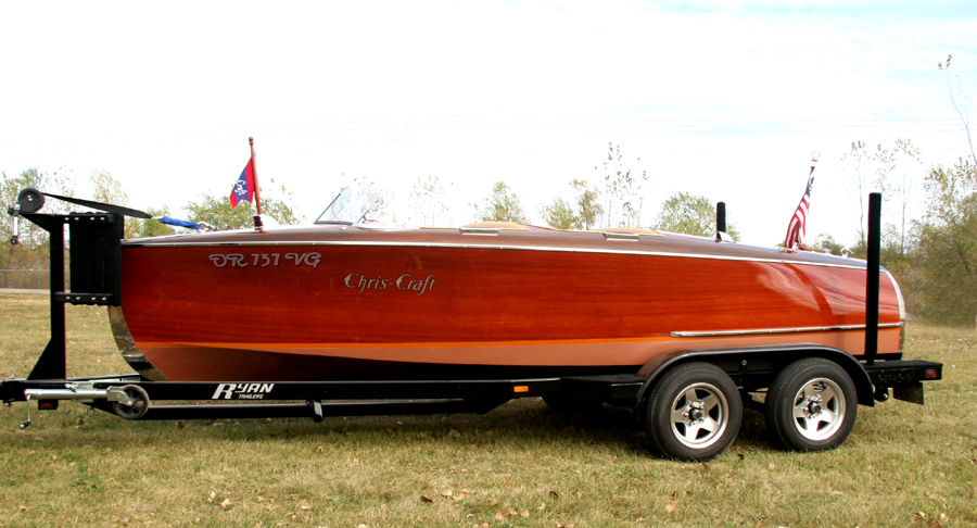 Classic Chris Craft Barrel Back