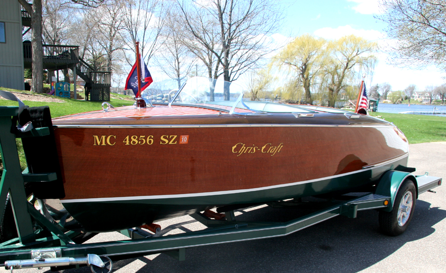 Chris Craft 17' Barrel Back