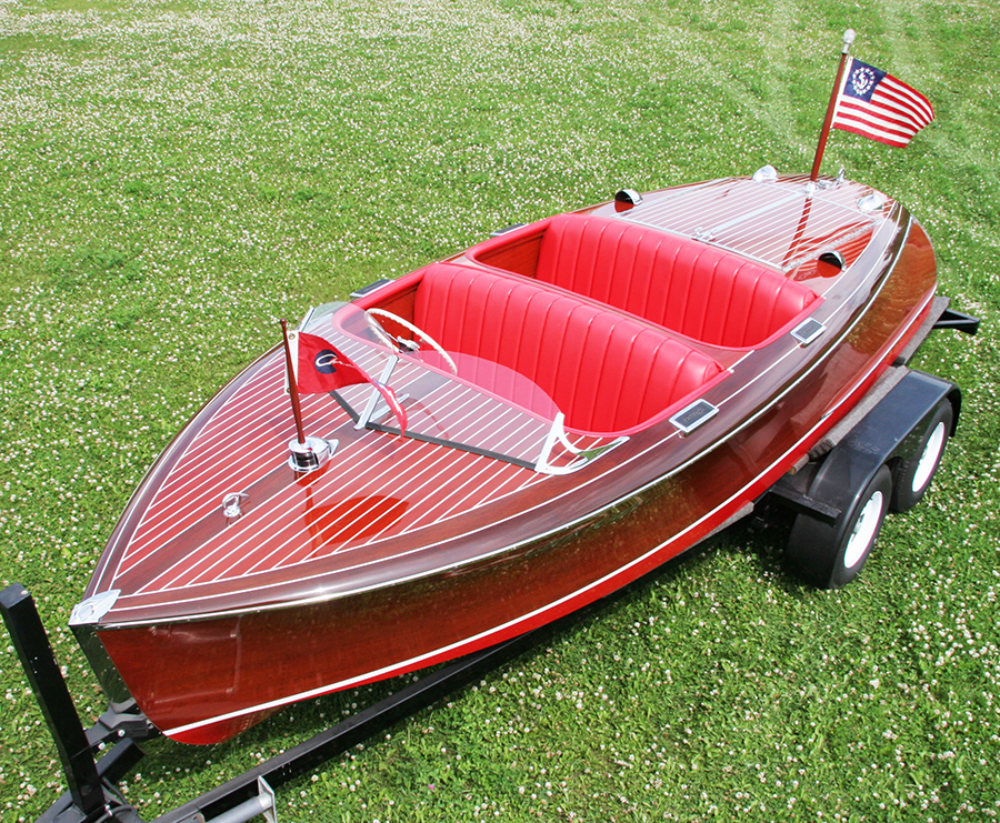 17' Chris Craft Barrel Back