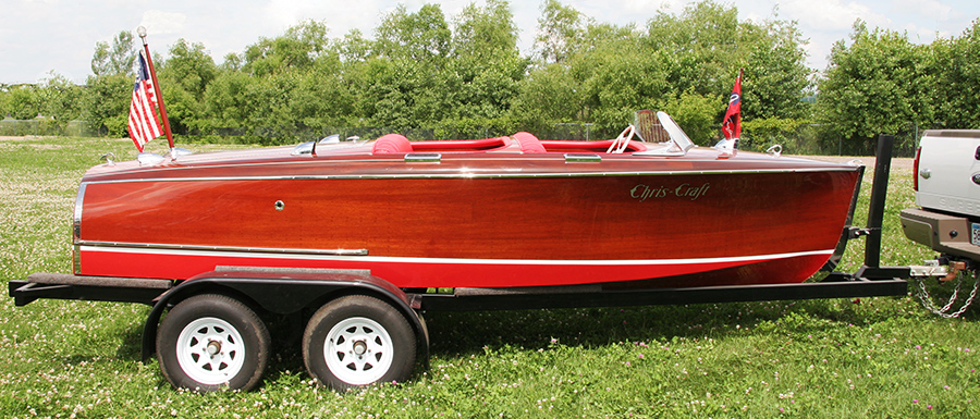 17' Chris Craft Barrel back | Starboard