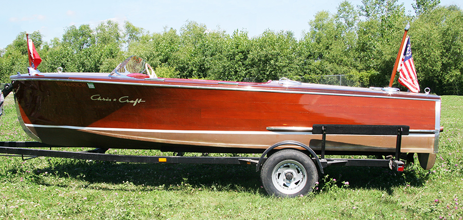 17' Deluxe Runabout