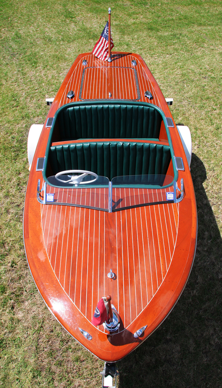 1947 17' Chris Craft Deluxe Runabout