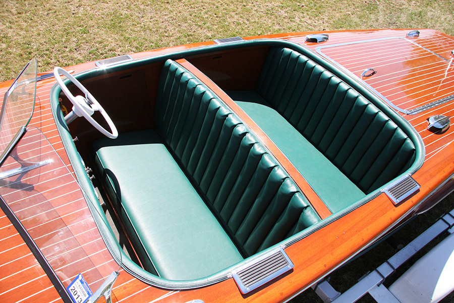 1947 17' Chris Craft Deluxe Runabout upholstery