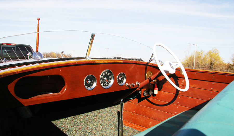 Chris Craft 17' Deluxe Runabout Dash Board and Gauges