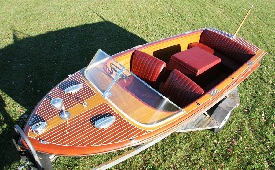 1958 Chris Craft 18' Continental Classic Utility