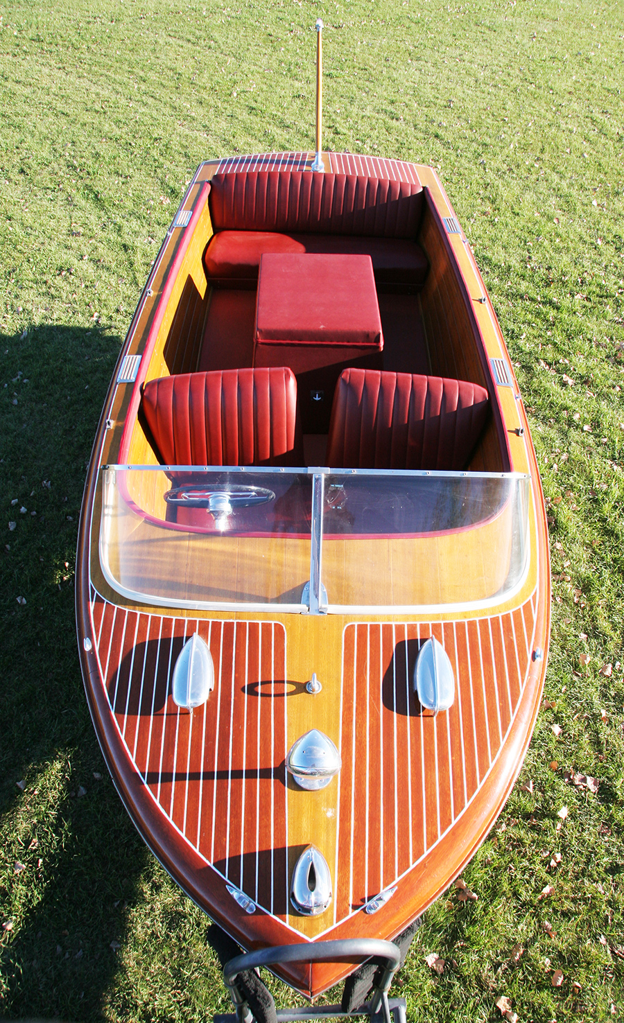 1958 18' Chris Craft Continental front view