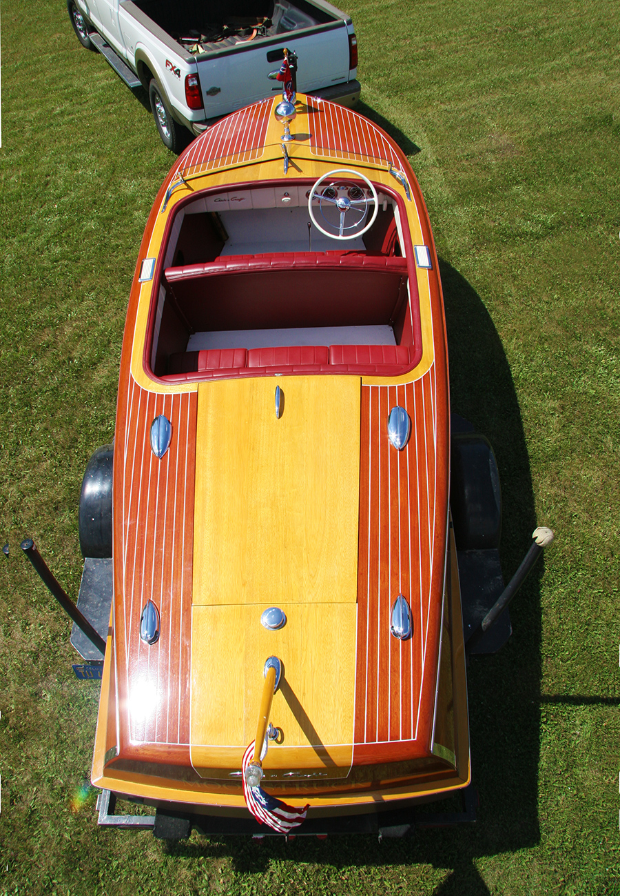 Chris Craft 18' Riviera 1950