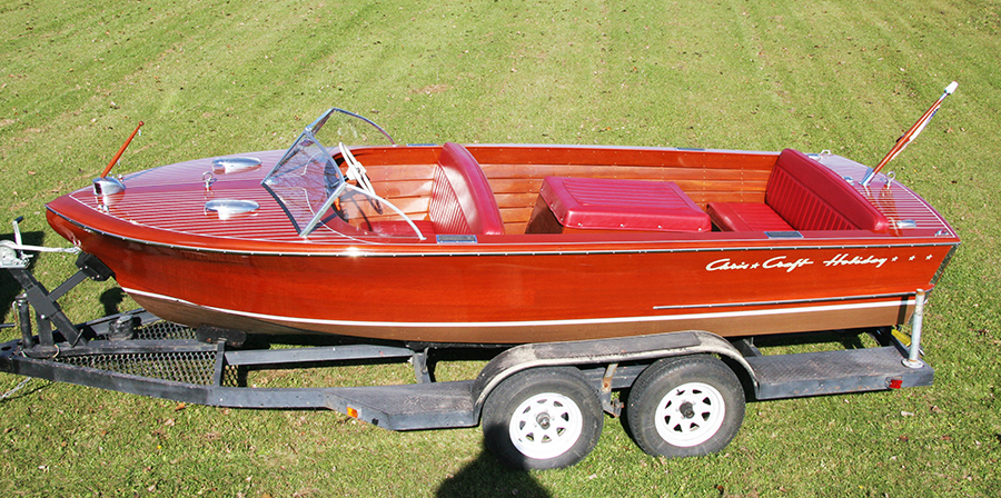 Chris Craft 1955 18' Holiday