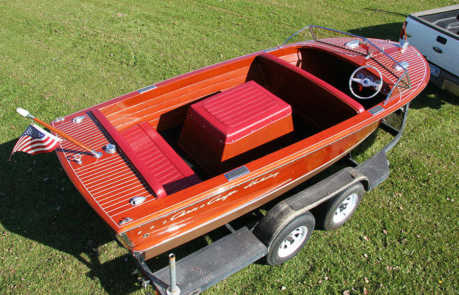 1955 18' Chris Craft Holiday