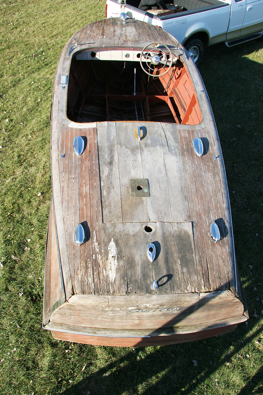 1950 18' Chris Craft Riviera project boat