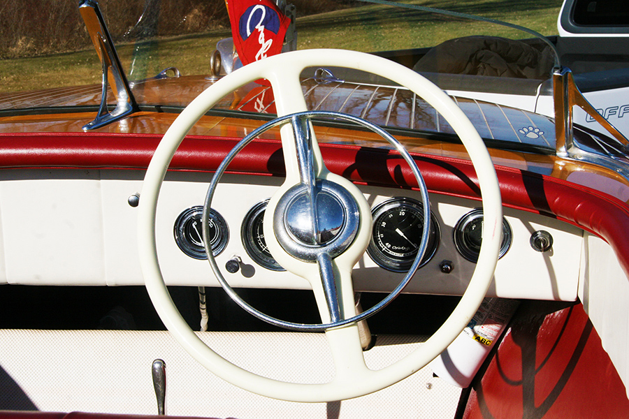 Chris Craft 18' Riviera Steering Wheel