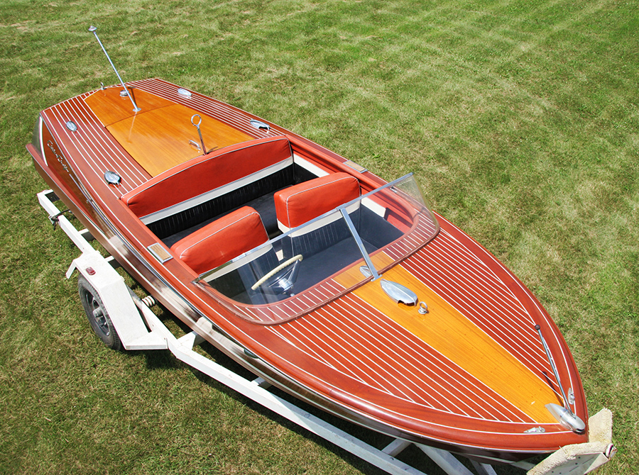 Classic Chris Craft Capri Mahogany Runabout