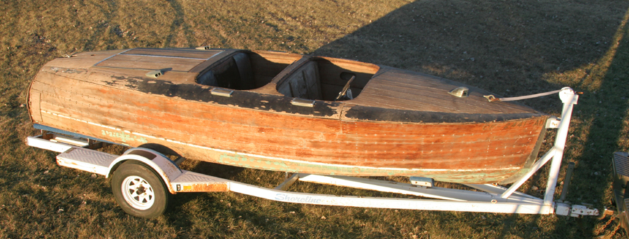 1938 19' Chris Craft Custom Runabout Barrel Back