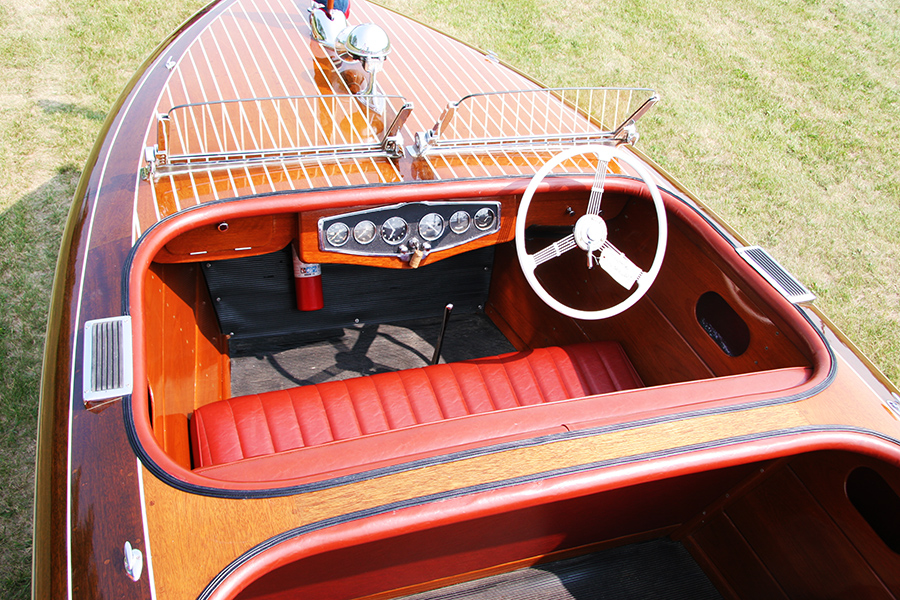 19' Chris Craft Barrel Back For Sale