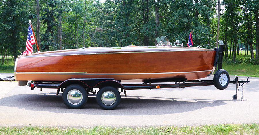 Chris Craft 19 ft Barrel Back with new 5200 bottom