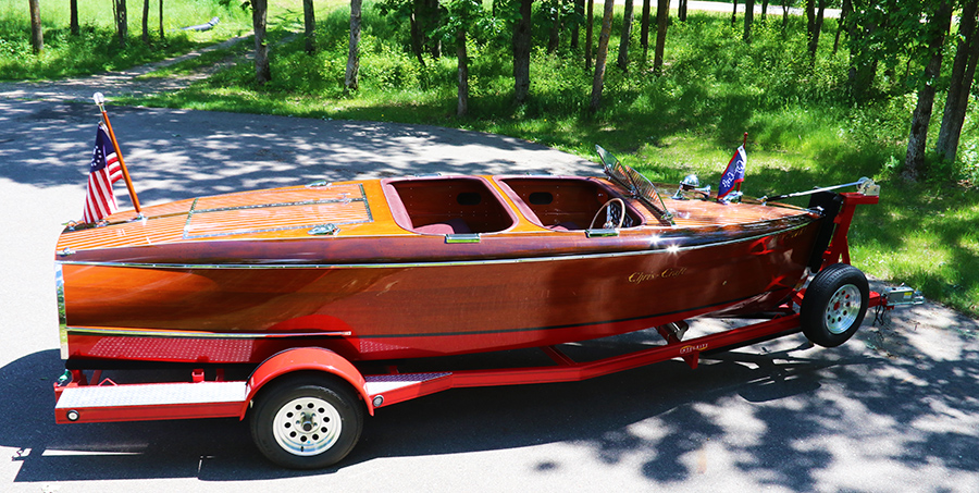 1939 19' Chris Craft Custom Runabout Barrel Back