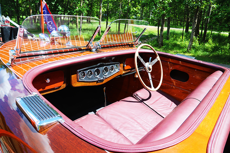 1939 19' Chris Craft Custom Runabout Dash Board