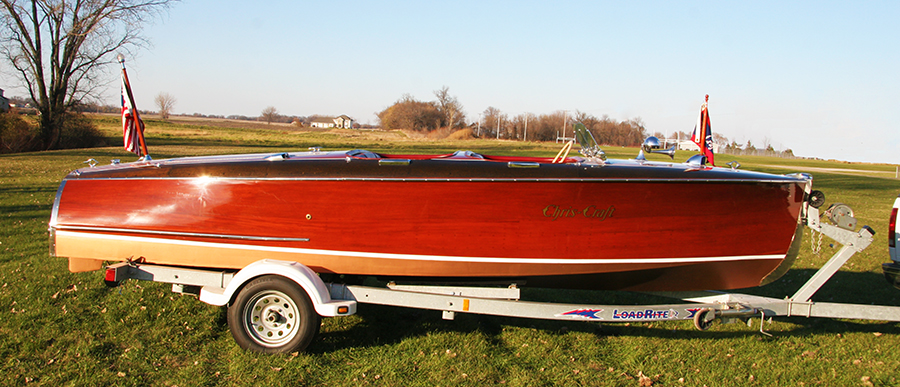 Chris Craft 19' Barrel Back Starboard