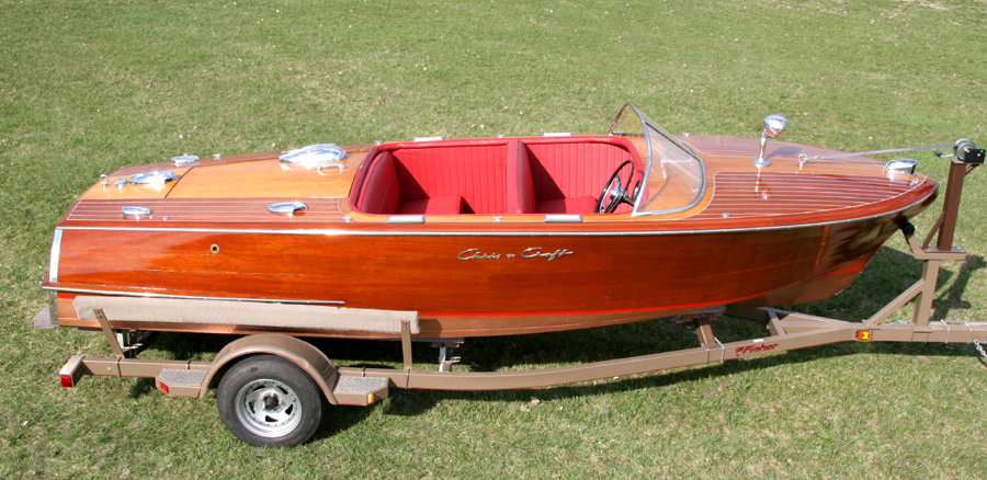 Classic 1957 19' Capri Runabout