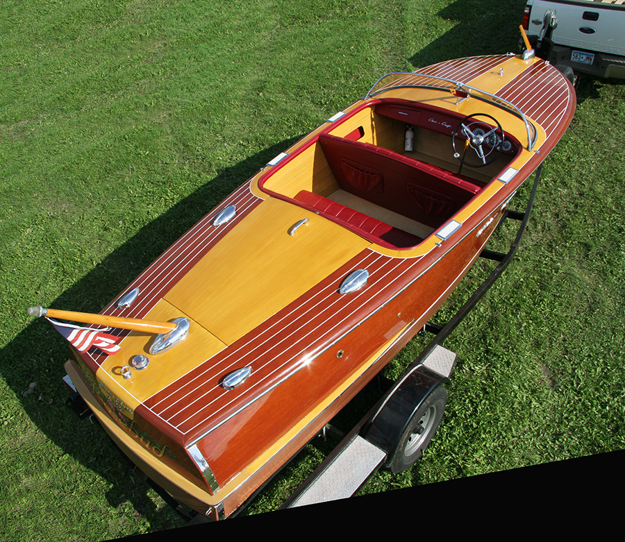 19' Chris Craft Capri classic runabout