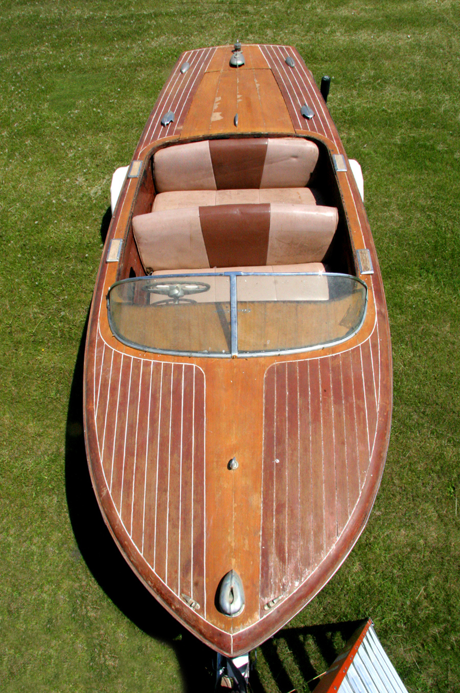 Classic Chris Craft Runabout Project Boat