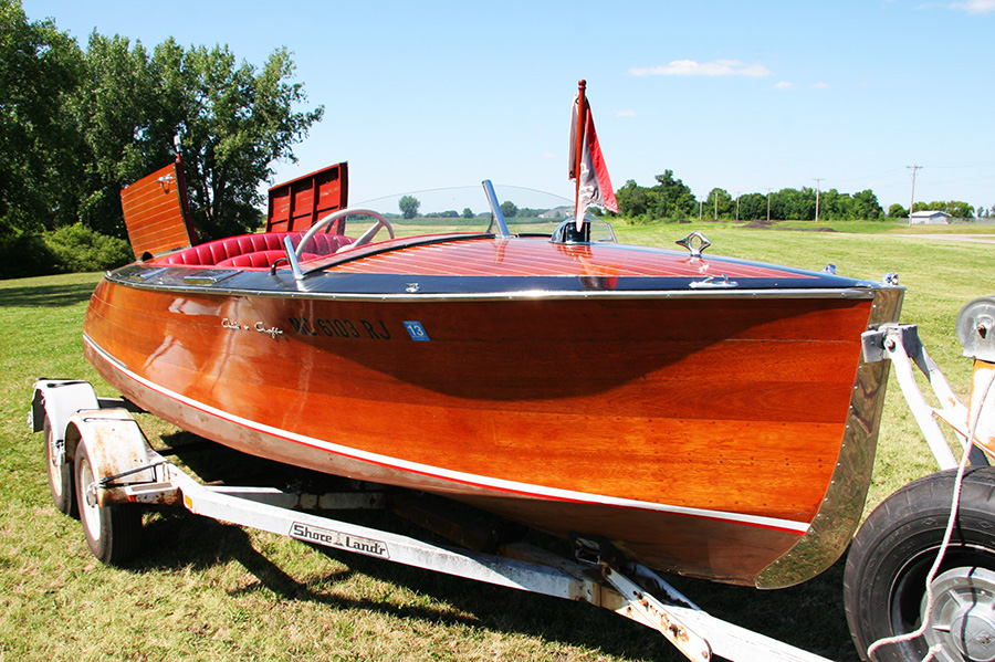 1936 Chris Craft Custom Runabout bow