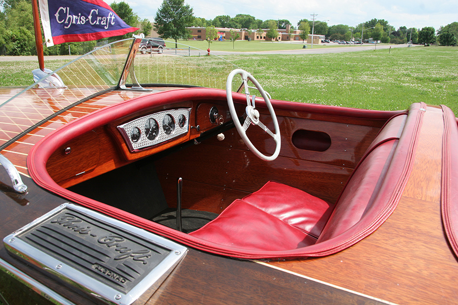 1937 19' Chris Craft Custom Runabout dash board and steering wheel