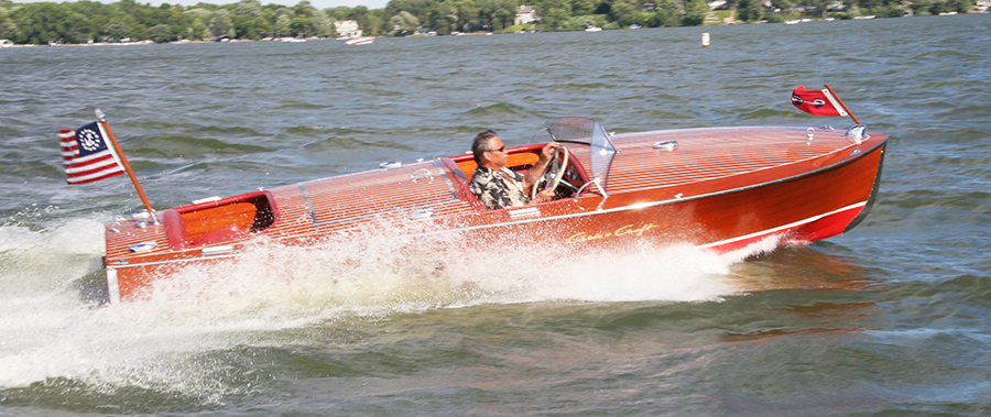 Chris Craft 19 ft Racing Runabout Starboard Side