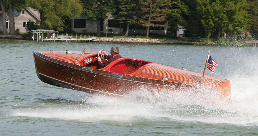 Chris Craft 19' Custom Runabout 1937 on Lake Minnetonka