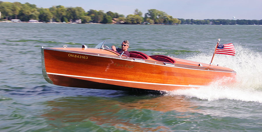 Classic Chris Craft 19' Custom Runabout