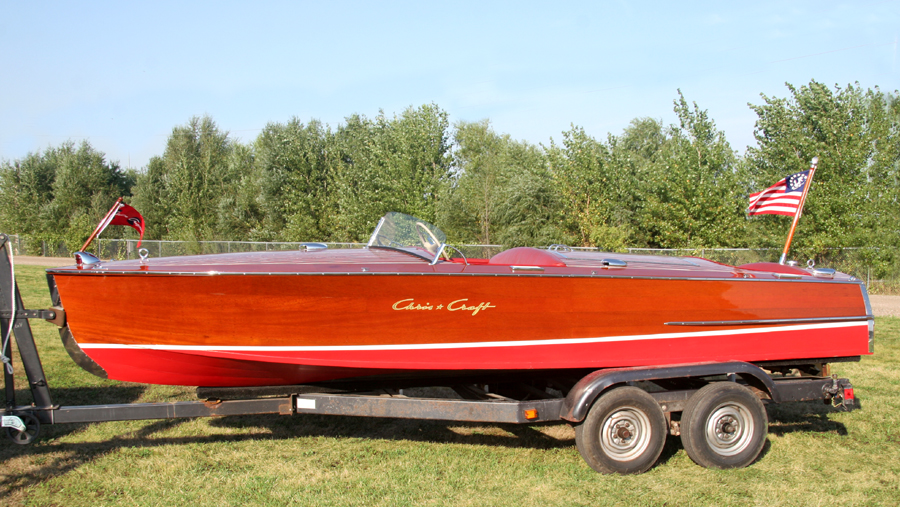 Side View of 1954 19' Chris Craft Racing Runabout for sale with MBL engine