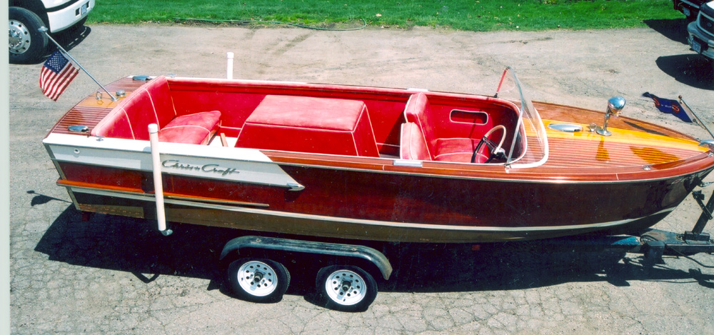 Classic Wooden Boat- 19' Chris Craft Continental