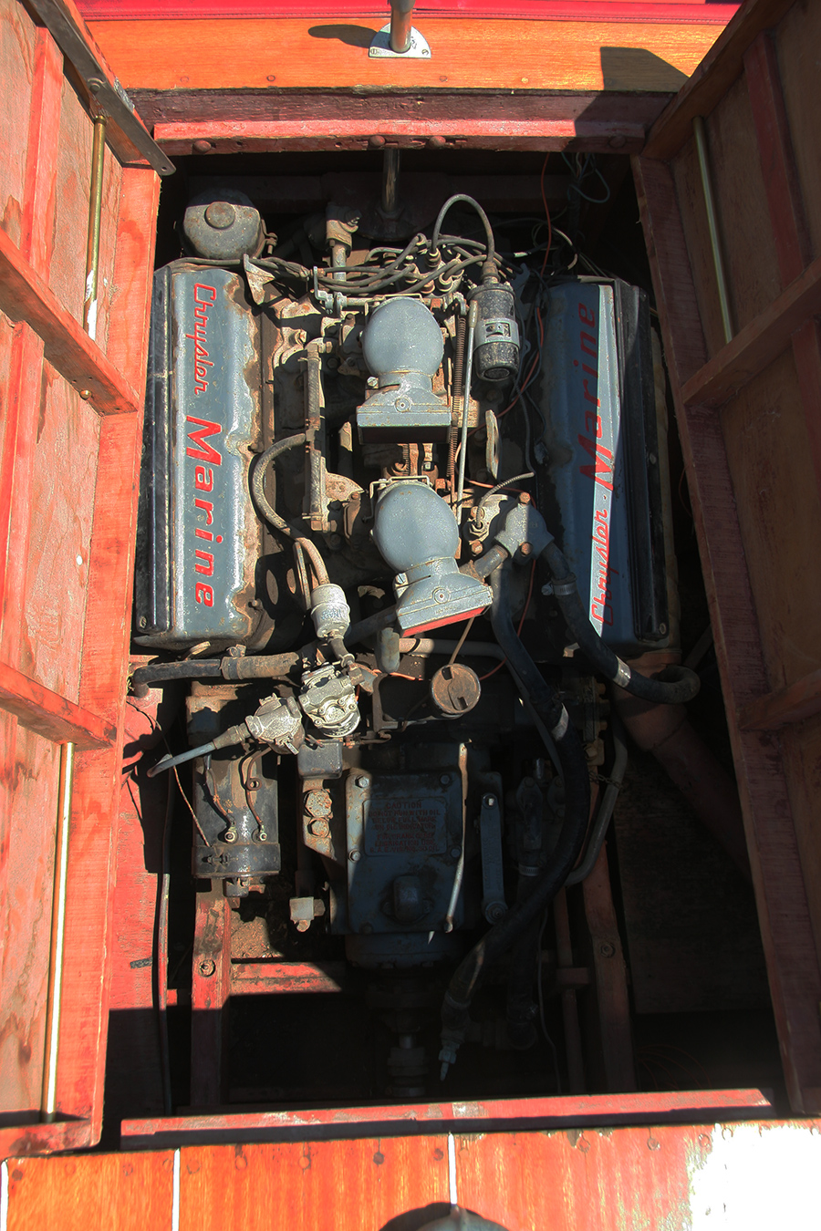 200 HP Hemi V8 Engine