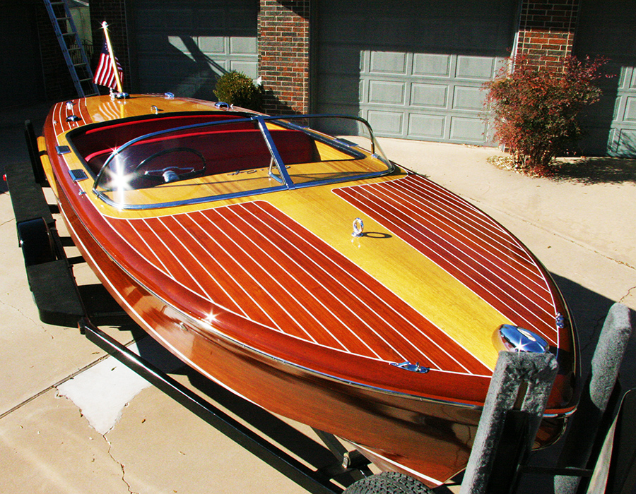 Classic Chris Craft Capri Runabout