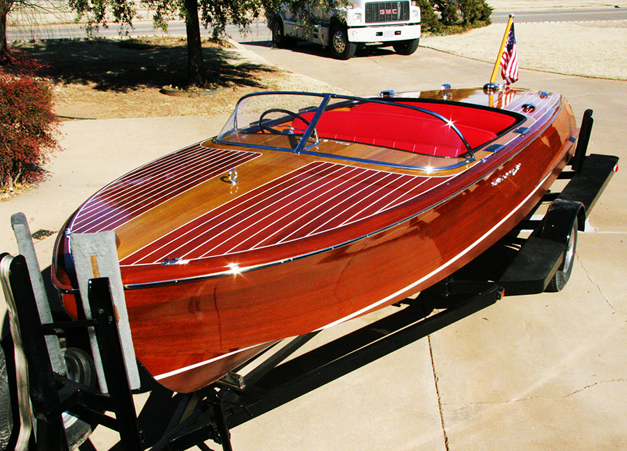 Chris Craft 21 Ft Capri Classic Wooden Boat