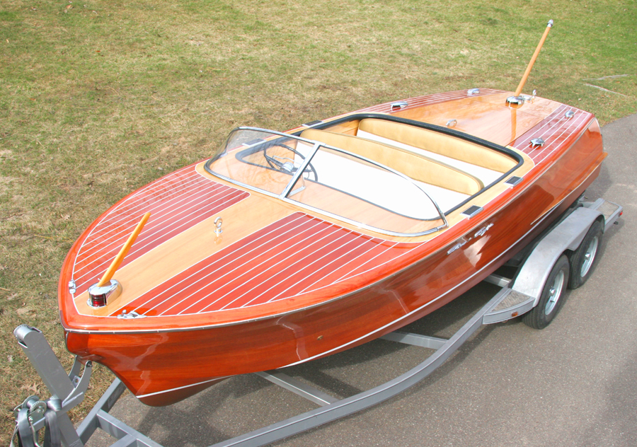 21' Chris Craft Capri