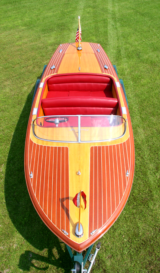 21' Capri Wooden Runabout