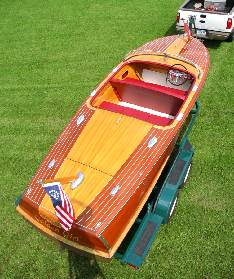1955 21' Capri Classic Boat