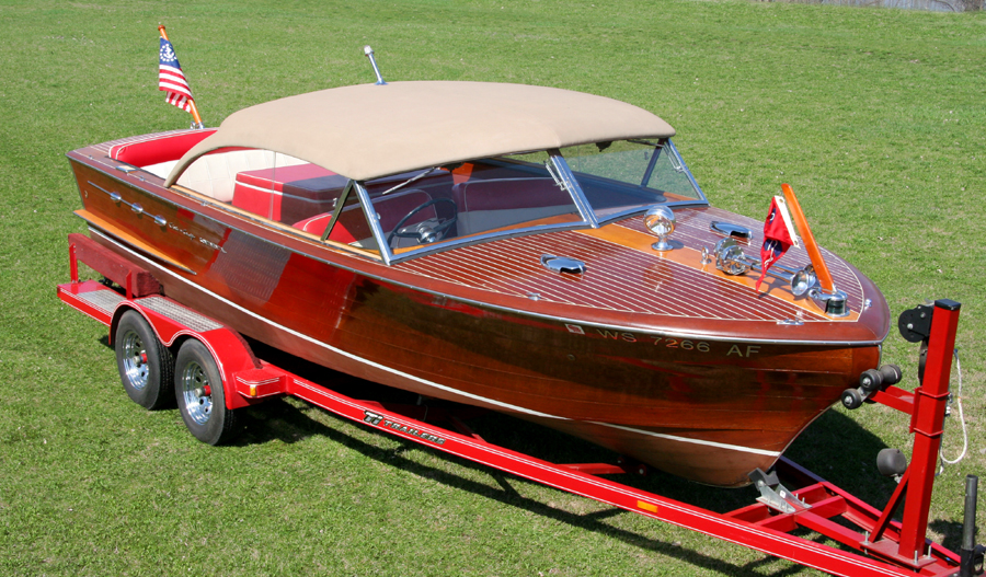 Classic Chris Craft 22' Contental Hardtop