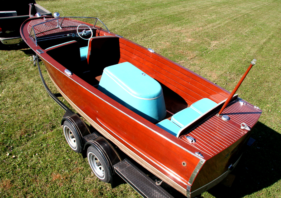 Wooden Boats - 22' Sportsman