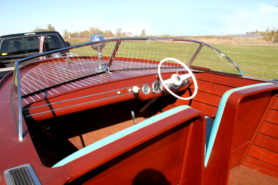 Antique Boats - 1947 Chris-Craft Sportsman