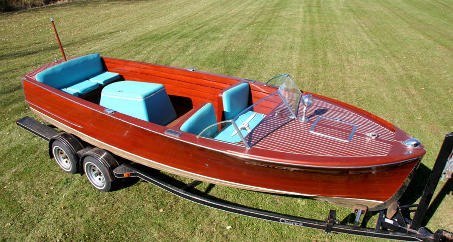 Chris Craft 22' Sportsman Classic Boat