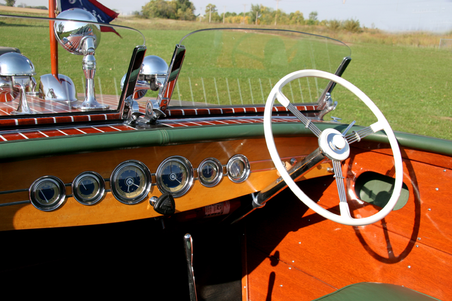 1940 23' Chris Craft Barrel Back dash board and close up of gauges