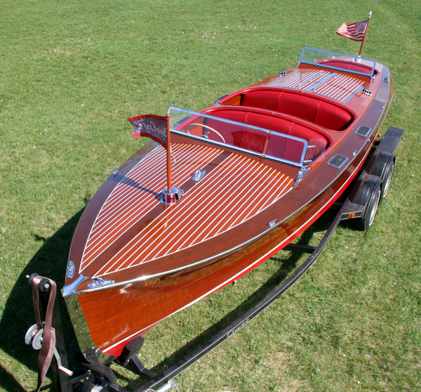 1937 25' Chris Craft Triple Cockpit Runabout front deck