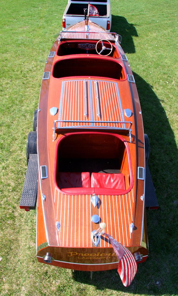 1937 25' Chris Craft Triple Cockpit Runabout